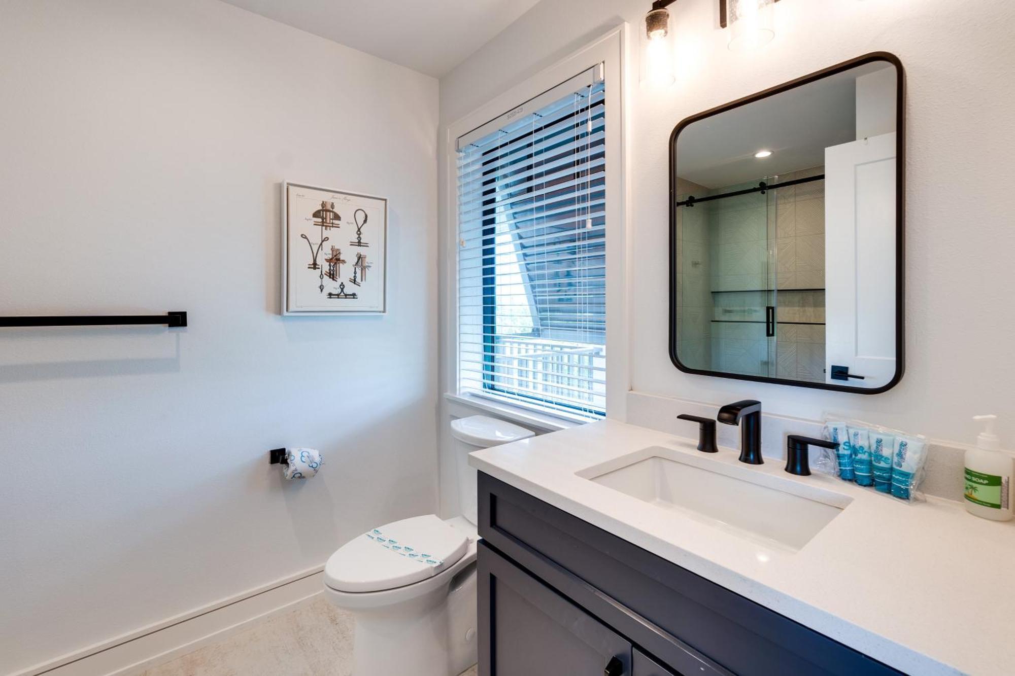 Swanky Bubbles, 9 Beds, 11 Bathrooms, Pet-Friendly With A Rooftop Deck And Steps Away To The Beach! Holmes Beach Exterior photo